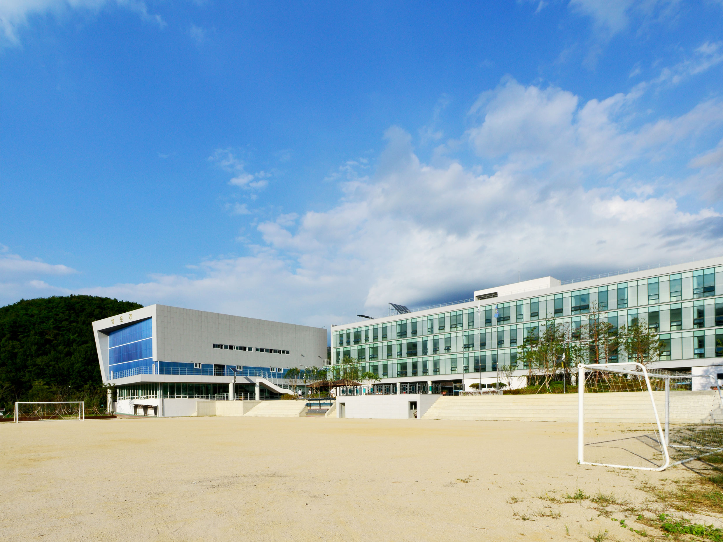 Geoje Sangmoon Hign School