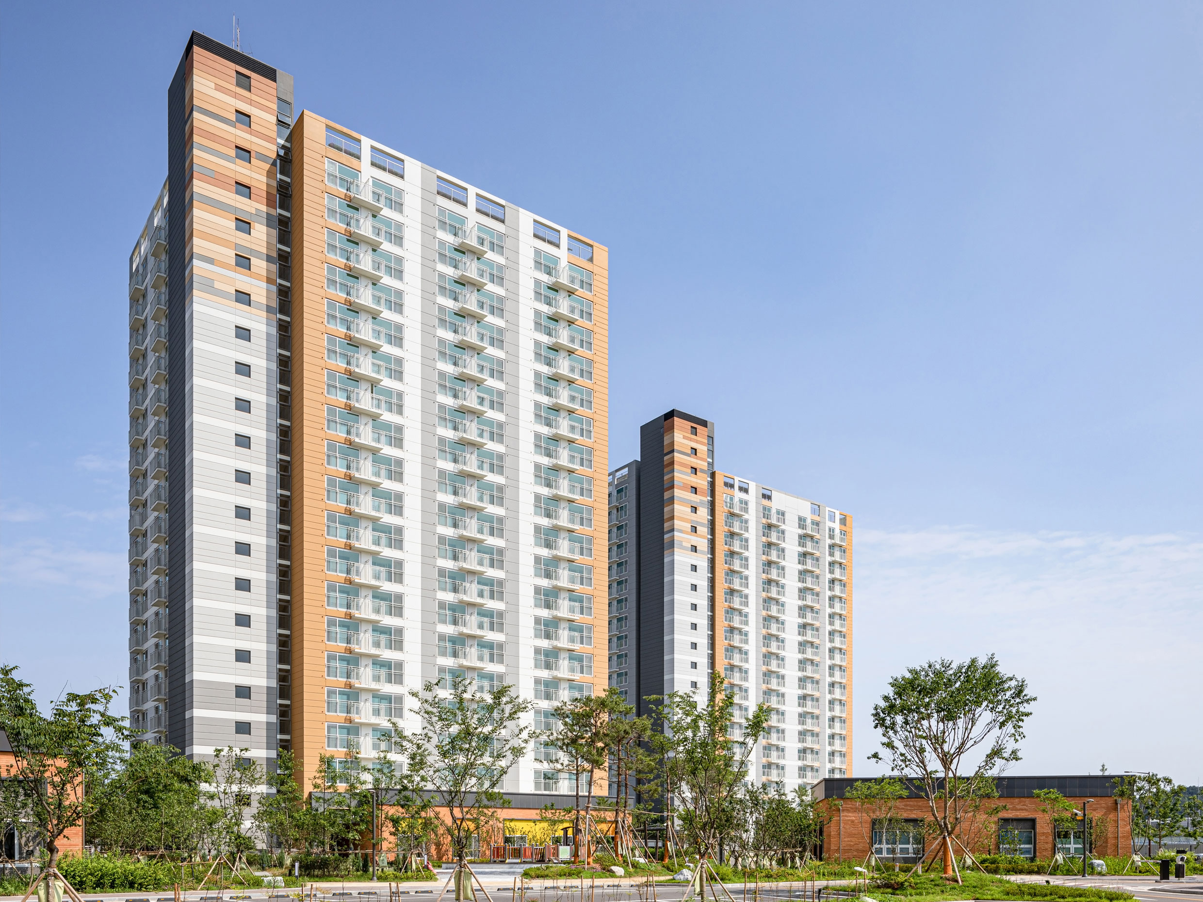2018-Gunsan_Neahung7_LH_Apartment-thumb