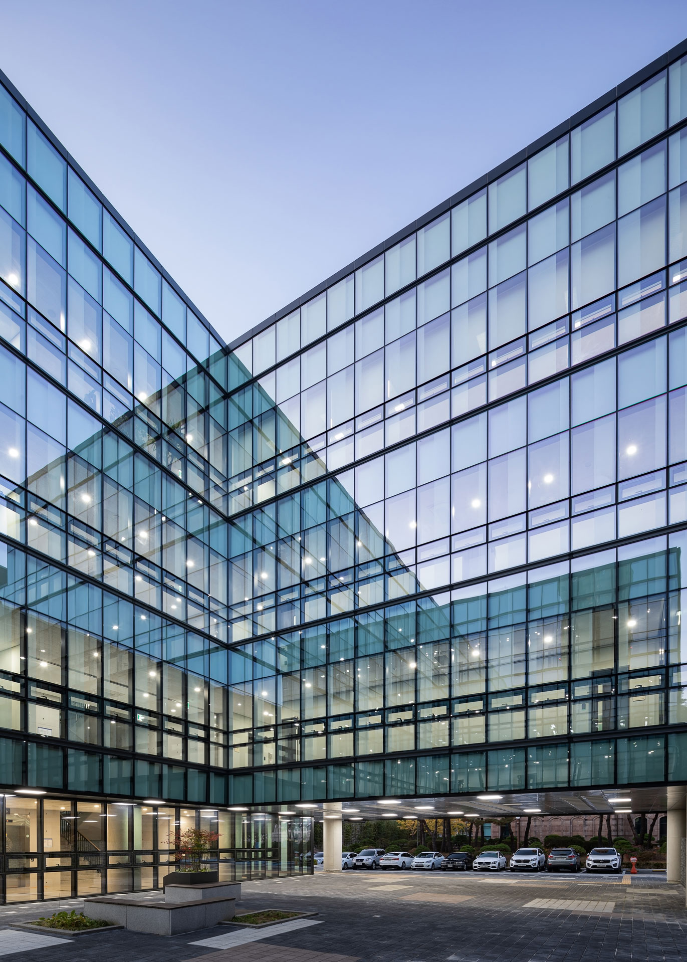 2016-Hyecheongwan,-Daejeon-Institute-of-Science-and-Technology-slide