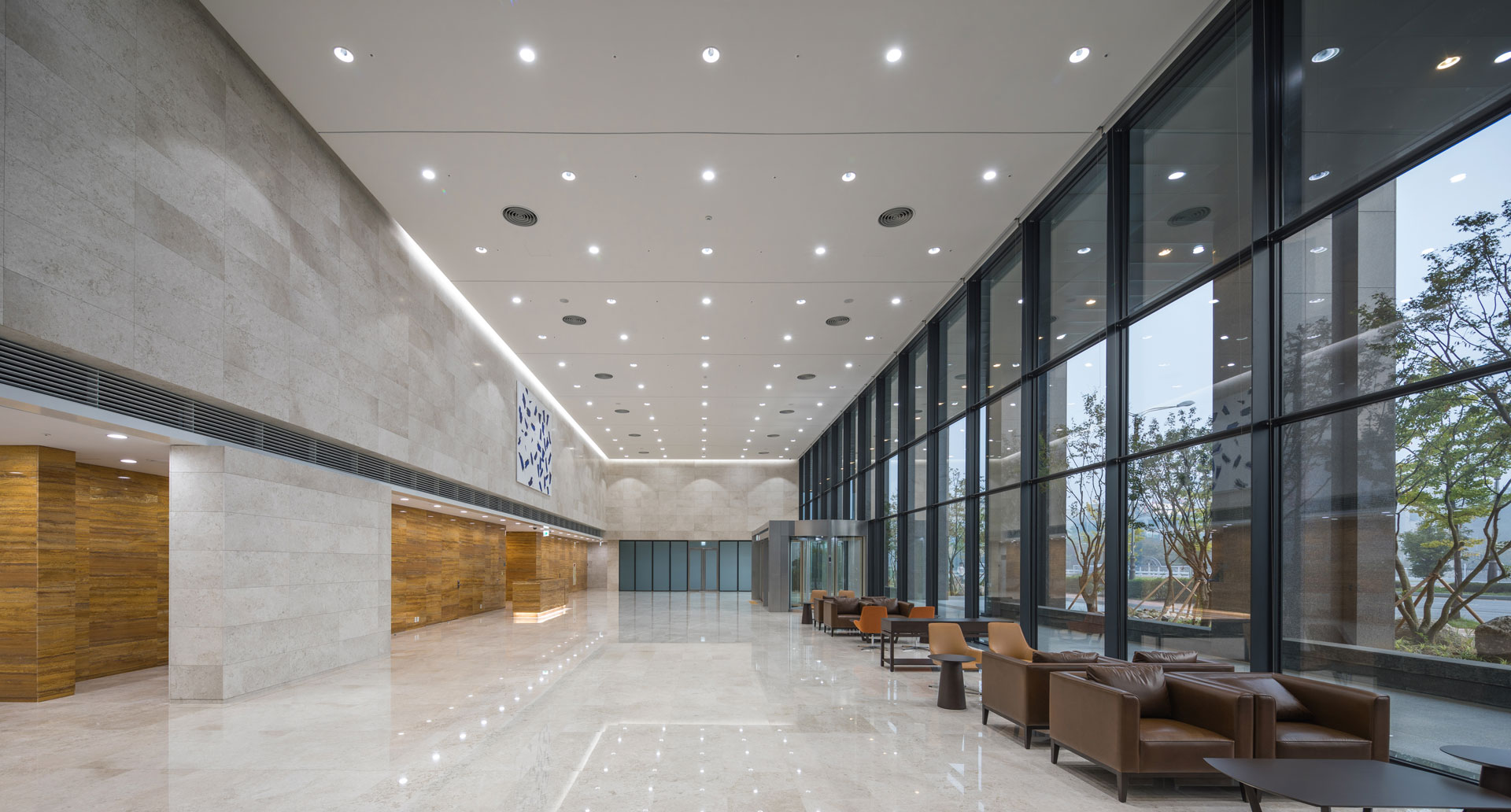 2016-Hyundai-Marine-&-Fire-Insurance-Cheonan-Office-slide