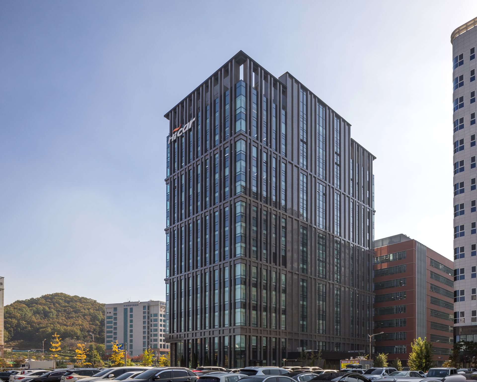 2016-Hyundai-Marine-&-Fire-Insurance-Cheonan-Office-slide