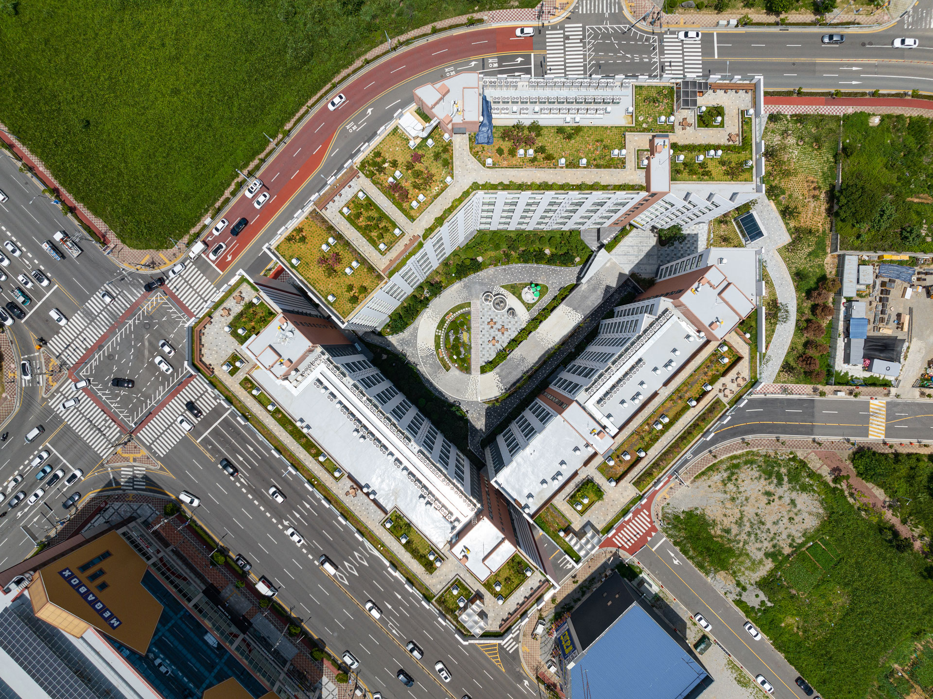 2018-Ungcheon-Castlestar,-Yeosu-slide